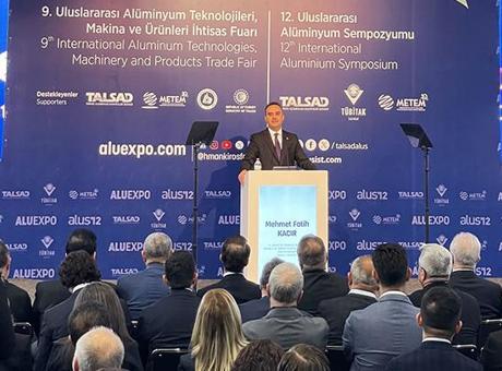 Bakan Kacır: 'Sanayide istihdamı 6 milyon 700 bine yükselttik'