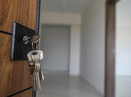 Yargıtay'dan emsal karar: Kiracı sözleşmesi dolmadan evi terk etti, ev sahibi konuyu mahkemeye taşıdı