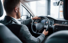 Aday Sürücülük Rehberi: Stajyer Ehliyet Hakkında Bilmeniz Gereken Tüm Detaylar