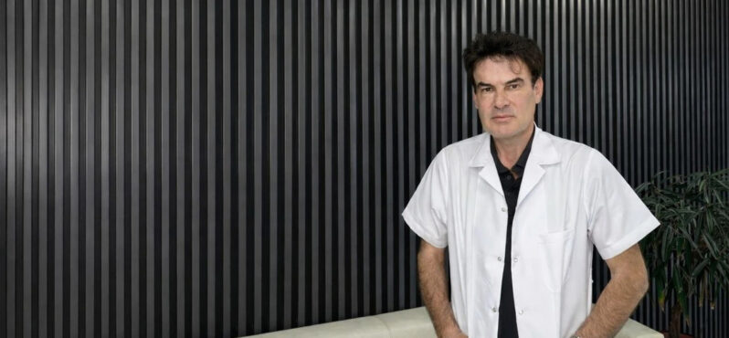 Op. Dr. Murat Acar ile Jinekomasti Cerrahisi: Özgüvene Açılan Kapı