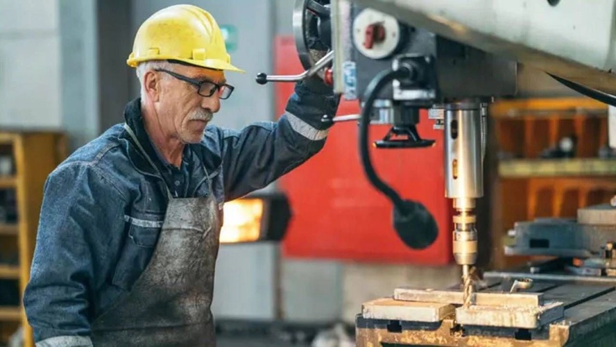Emeklilik Sonrası Çalışma Hayatı Rehberi: Haklar ve Şartlar